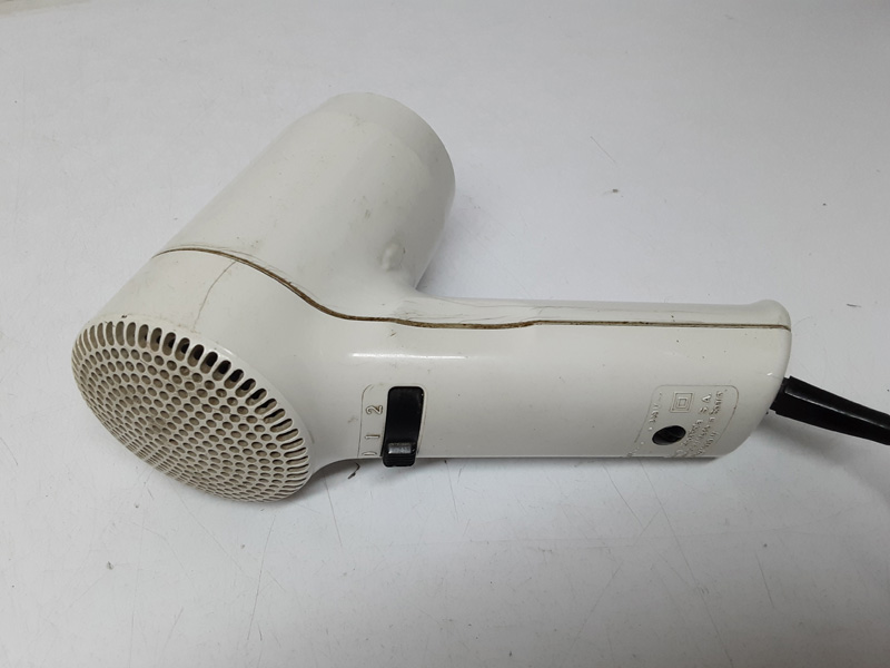 secador pelo mano braun pl†stico blanco 220v 17x5_5-6_5x12 1u